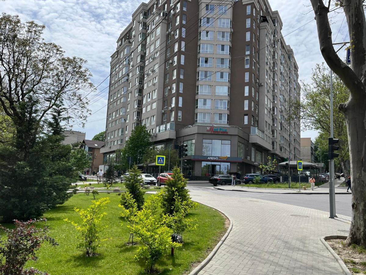 Dendrarium Park Apartment Kisinyov Kültér fotó